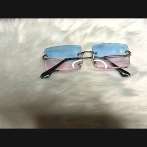 Blue ombré sunglasses